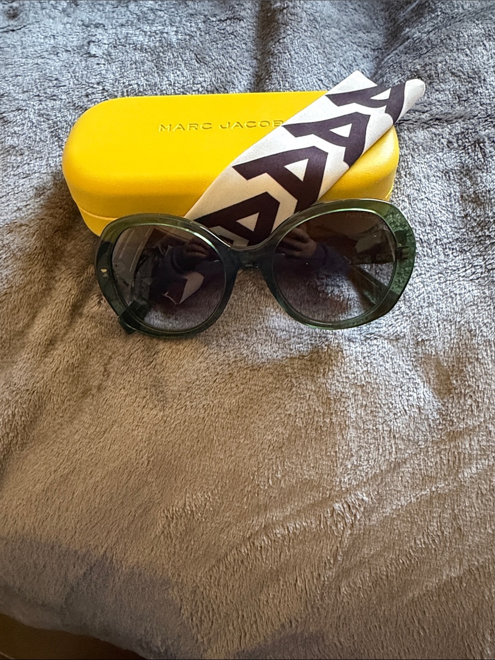 Marc Jacobs Forest Green Oversized Women’s Sunglasses